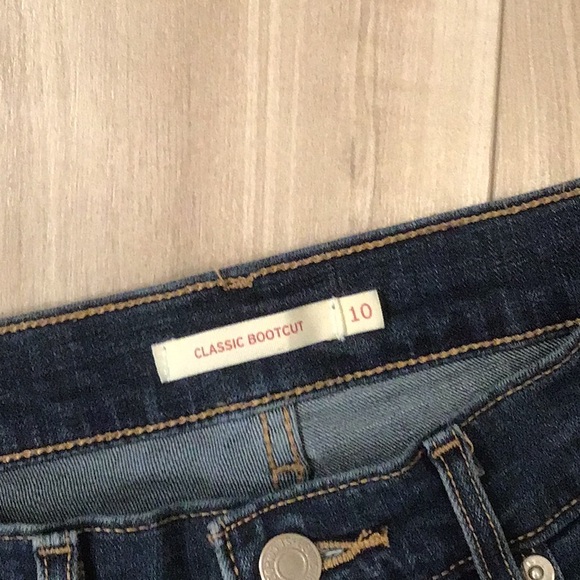 EUC Levi’s Classic Bootcut - Size 10 Long - Picture 5 of 7